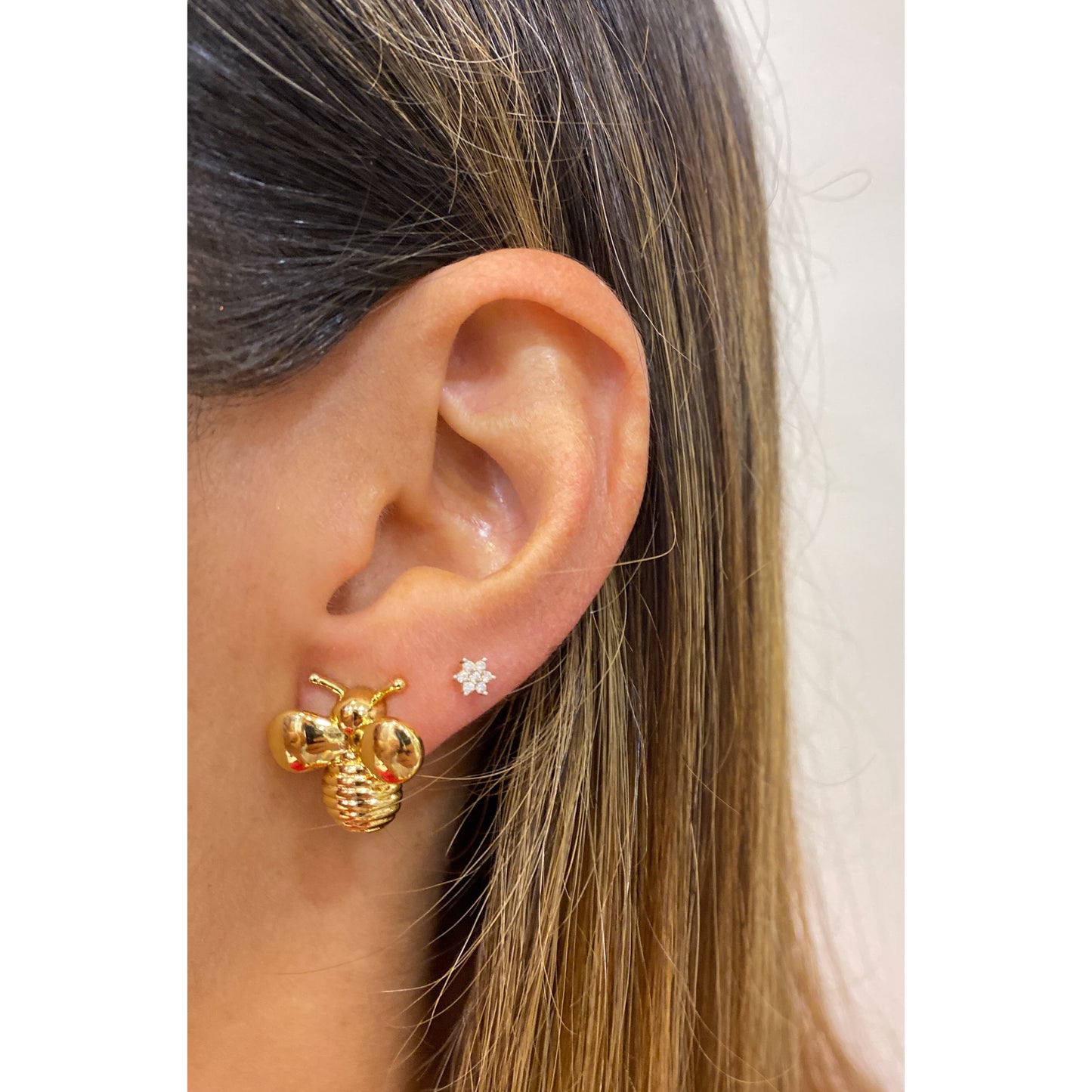 Aretes UKIX