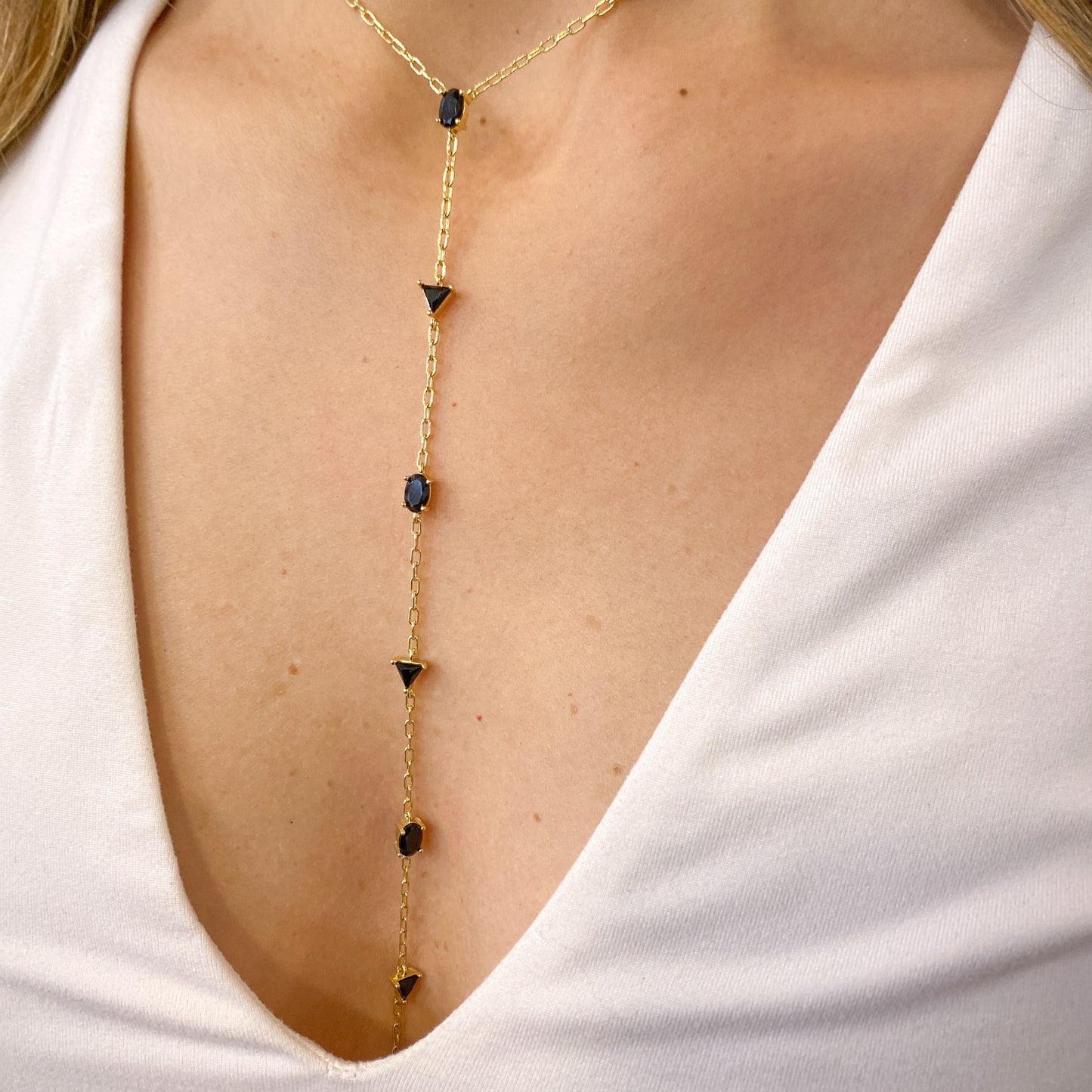 Collar Péndulo SUKIL Dorado-Negro