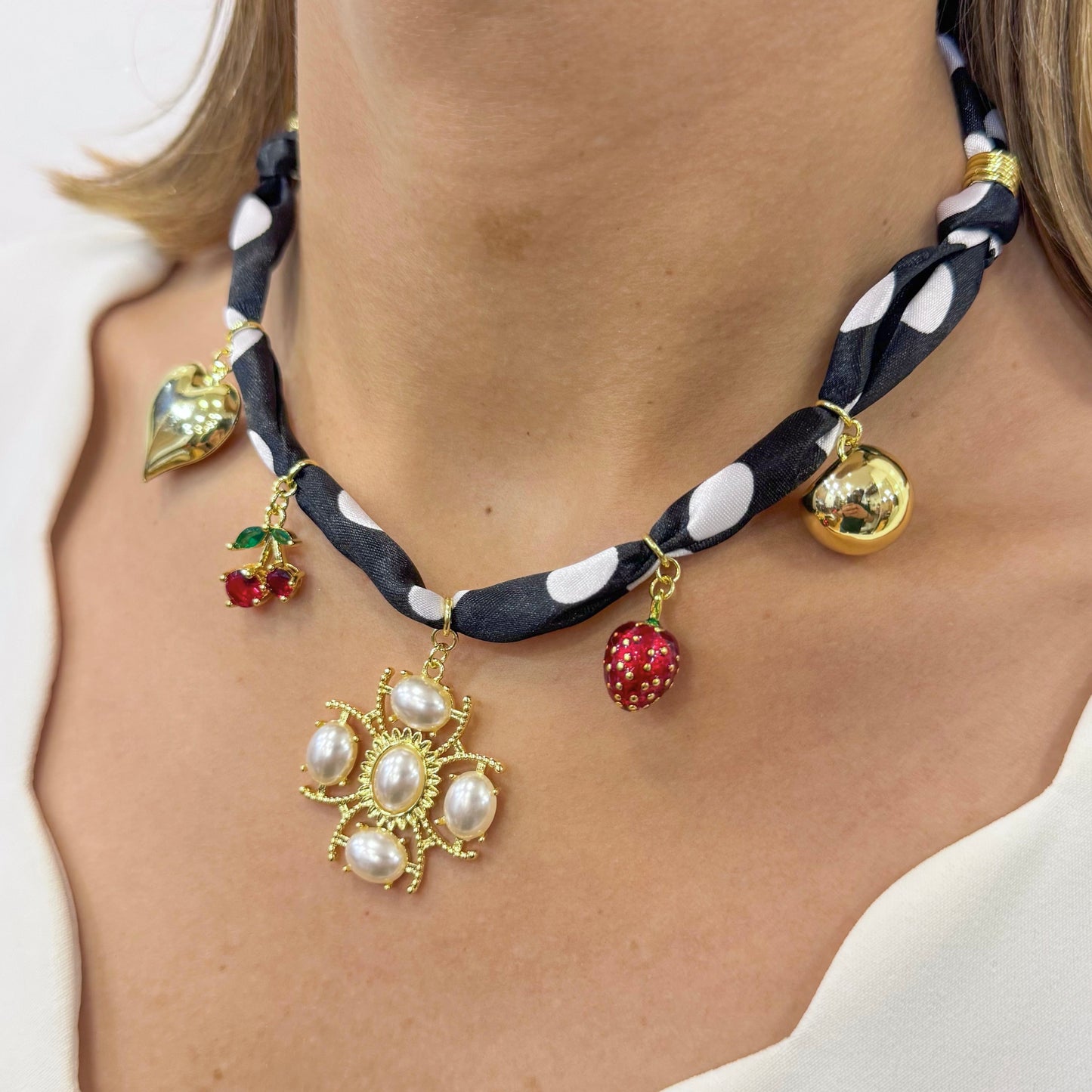 Collar AUZO