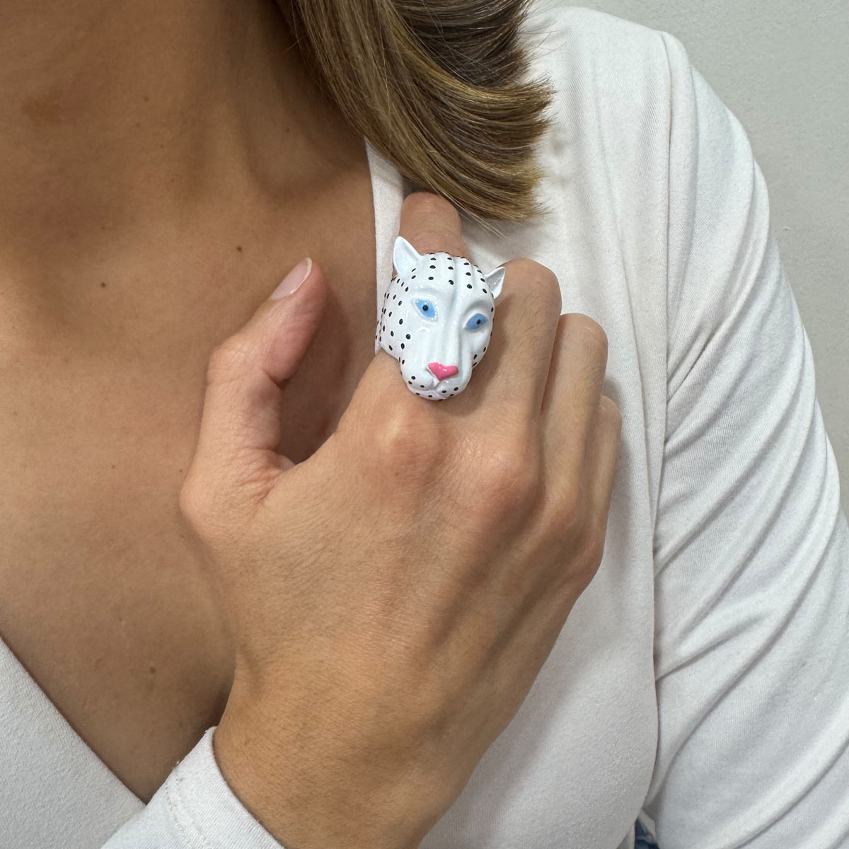 Anillo LUVIP Blanco Ajustable (Talla 7-8-9)