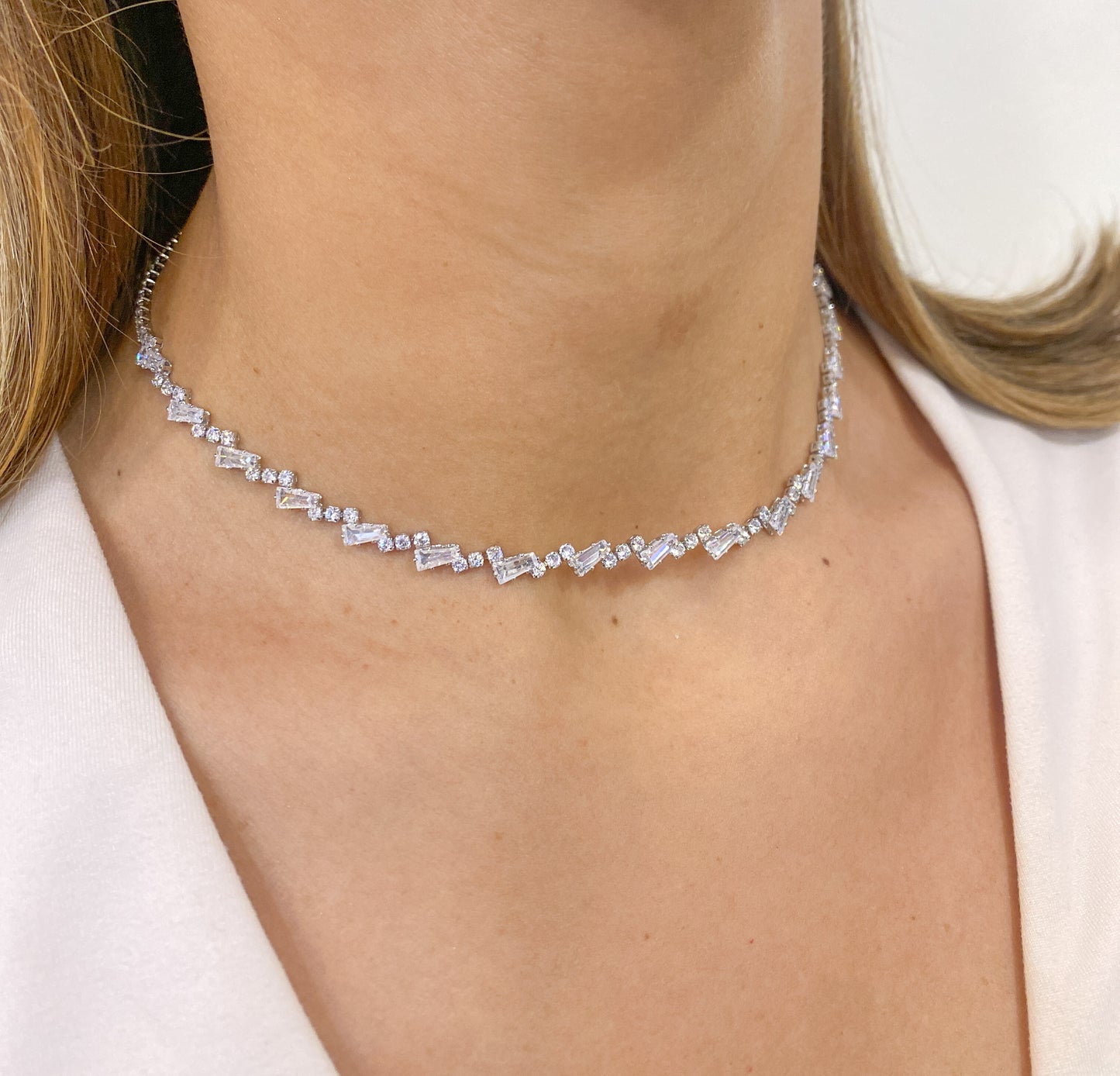 Choker UDIN Plateado