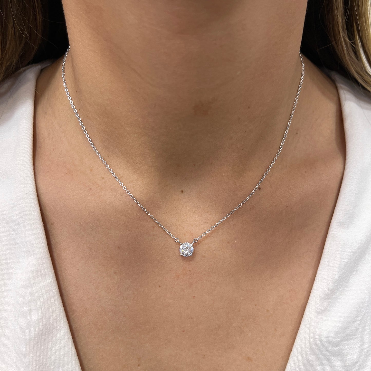 Collar EBIK Plateado Plata Rodinada- Moissanita 6mm