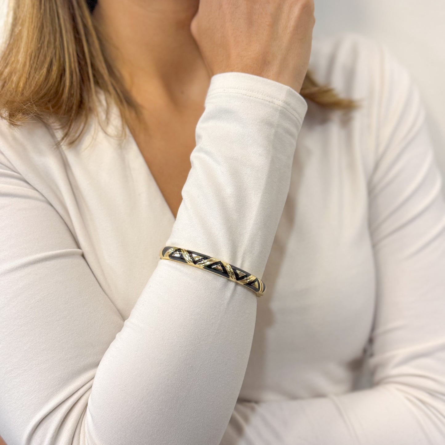 Pulsera Aro RIMBU Negra