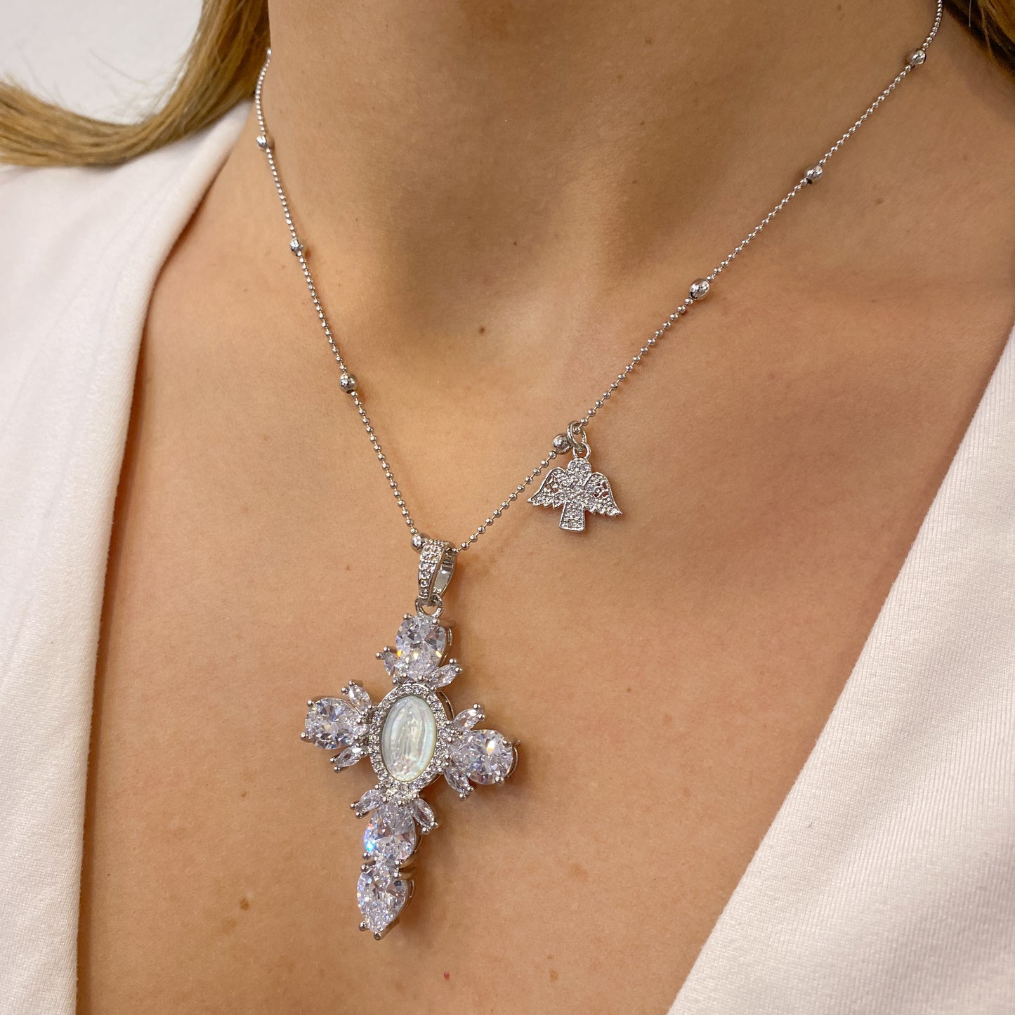 Collar DEFIP Plateado