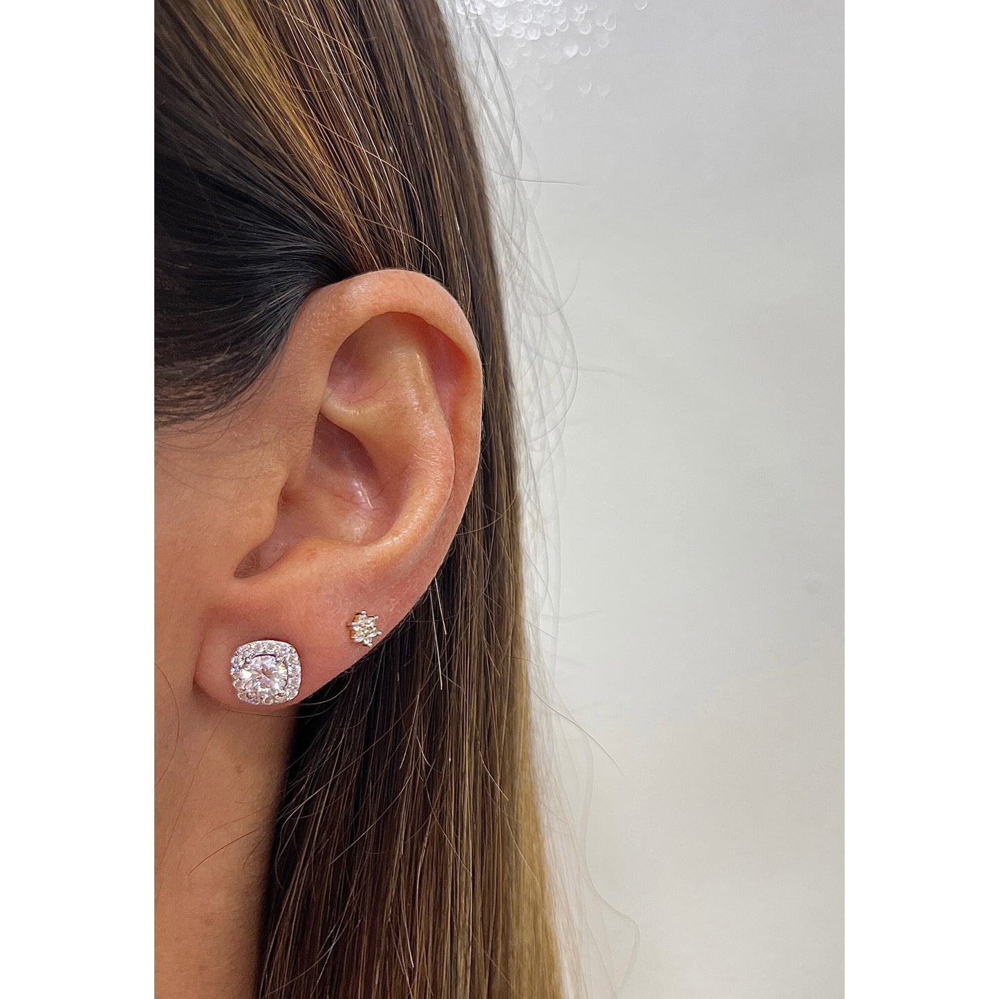 Aretes TOSHY Plateado Plata Rodinada-Moissanita 8mm
