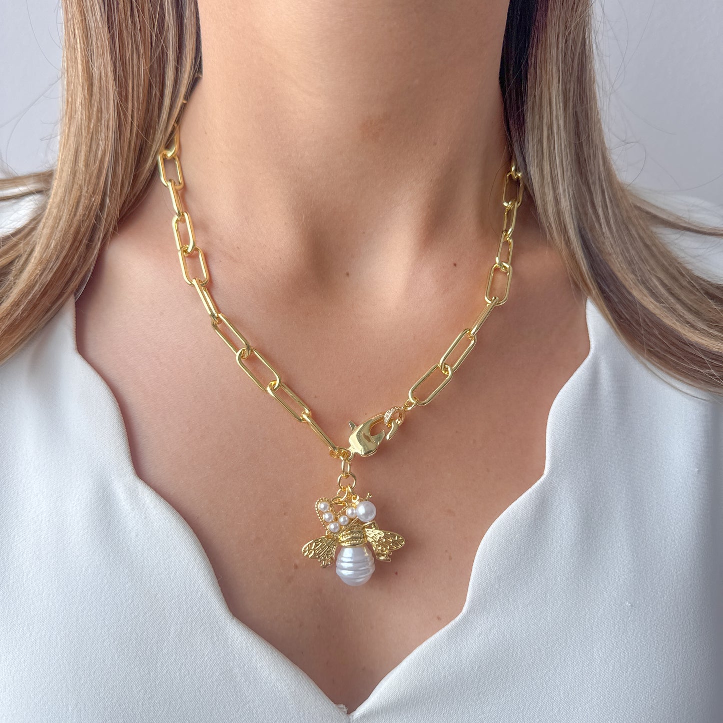 Collar KOCE