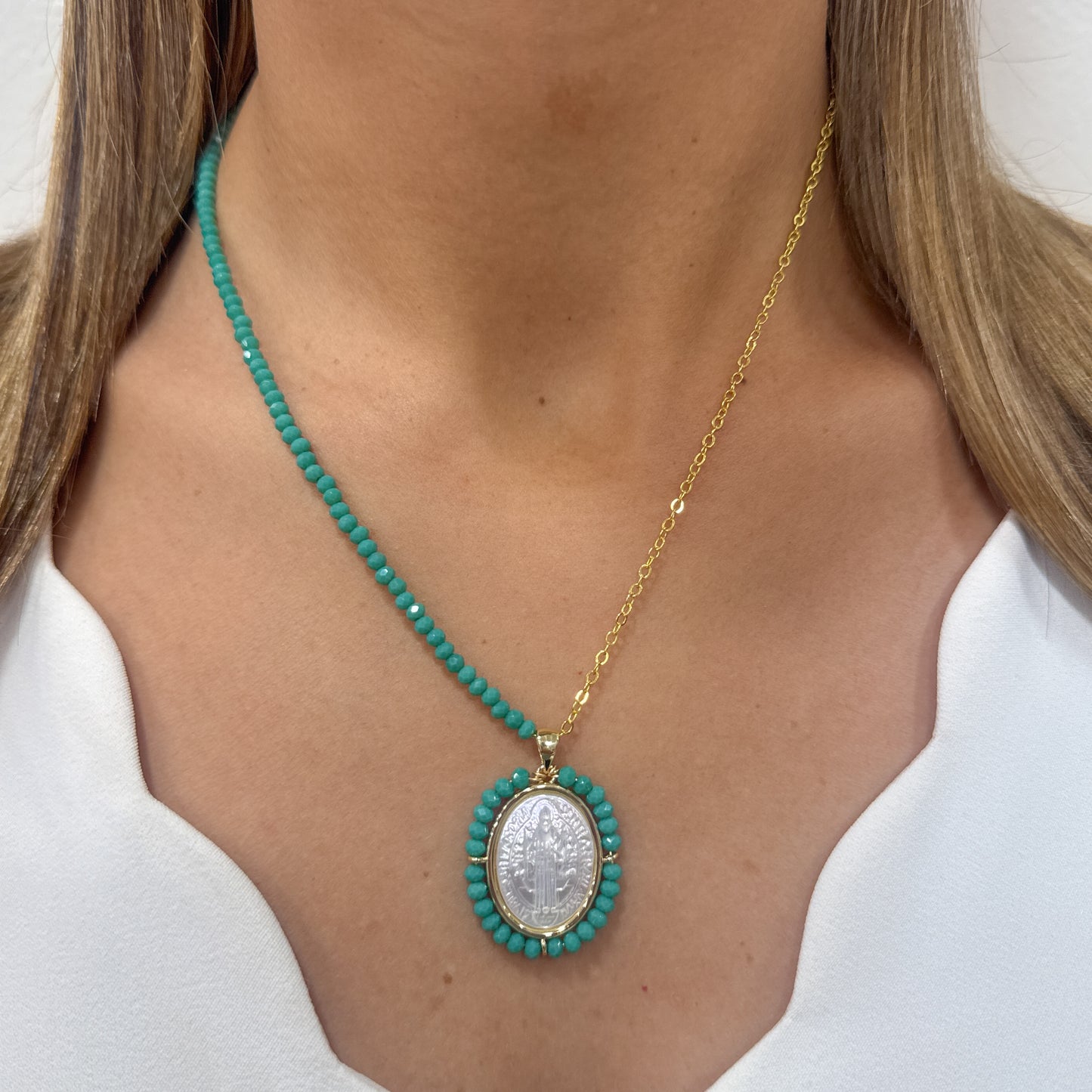 Collar VUZI Verde