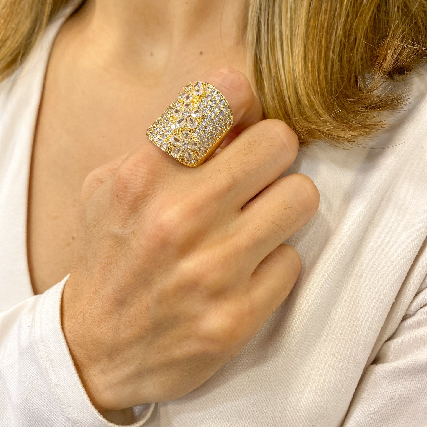 Anillo RIOT Dorado (Talla 7)
