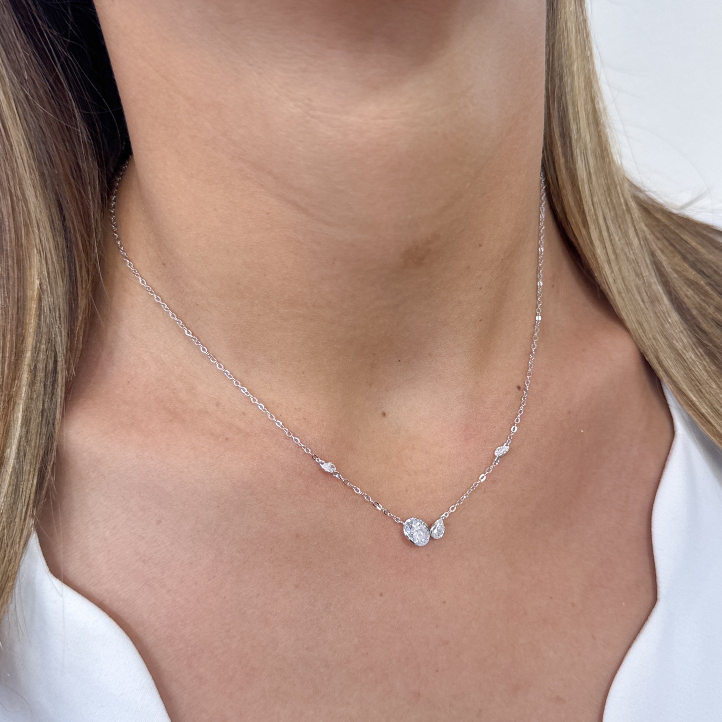 Collar XANU Plata Rodinada- Moissanita
