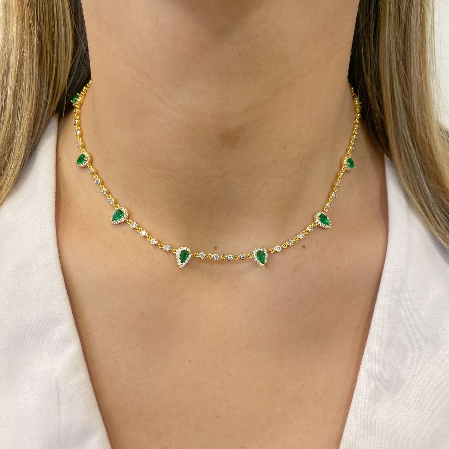 Collar VALU Verde