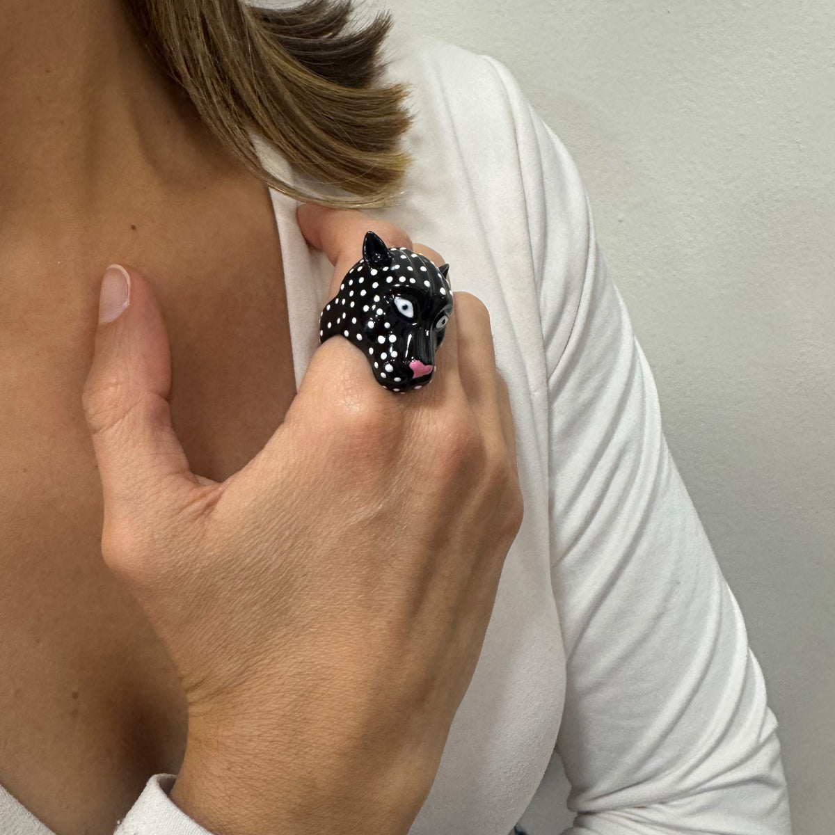 Anillo LUVIP Negro Ajustable (Talla 7-8-9)